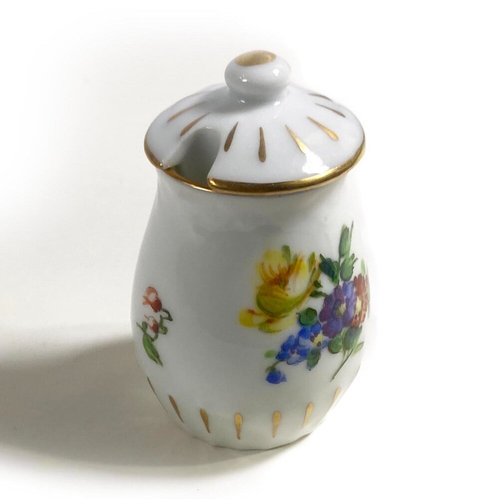 Bing and Grondahl B&G Kjøbenhavn Danmark Porcelain Sugar Bowl Lid Flower Floral